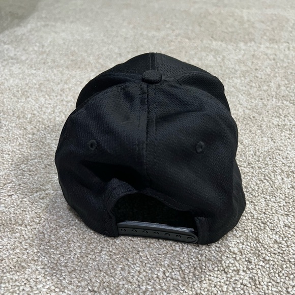 Taco Bell Crew-Employee Hat w/ Embroidered Logo - Adjustable - Black - Picture 2 of 3